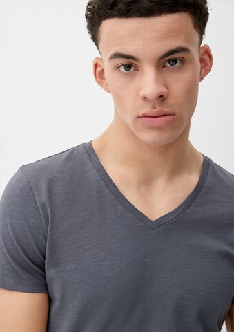 QS T-Shirt in Grau