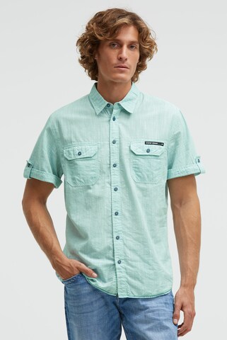 CAMP DAVID Slim fit Button Up Shirt in Green: front