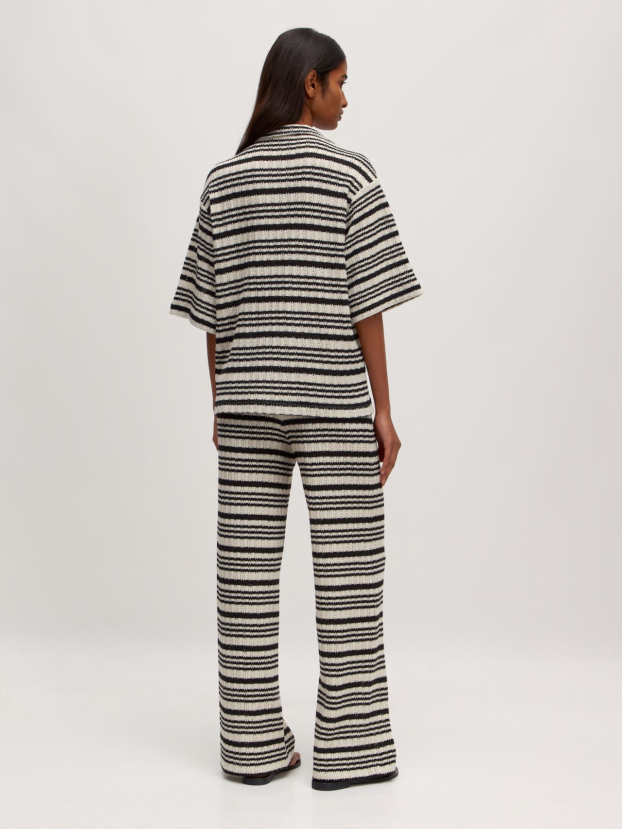 EDITED Camiseta 'Karlotta' negro