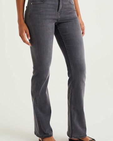 WE Fashion Bootcut Jeans i grå: framsida