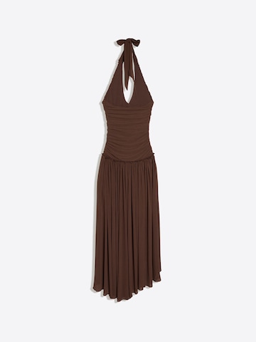Bershka Kleid in Braun