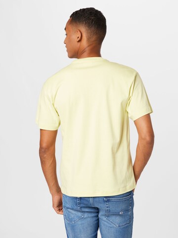 Calvin Klein Koszulka 'Summer Clouds' w kolorze żółty