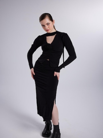 HOLLY LOLLY Skirt in Black