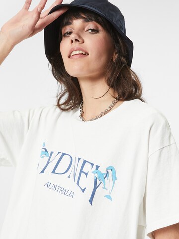 Nasty Gal T-shirt 'Sydney' i vit