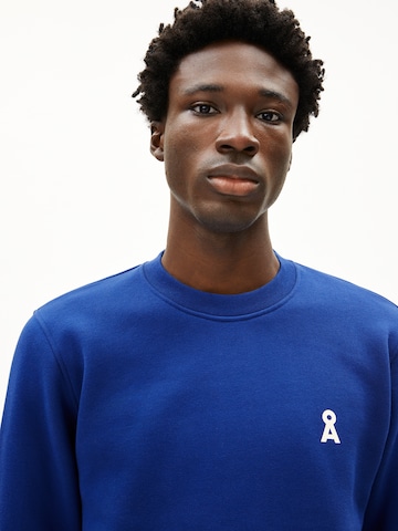 ARMEDANGELS Sweatshirt in Blauw