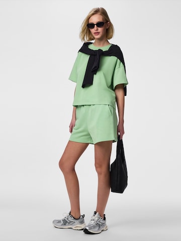 PIECES Regular Trousers 'PCCHILLI' in Green