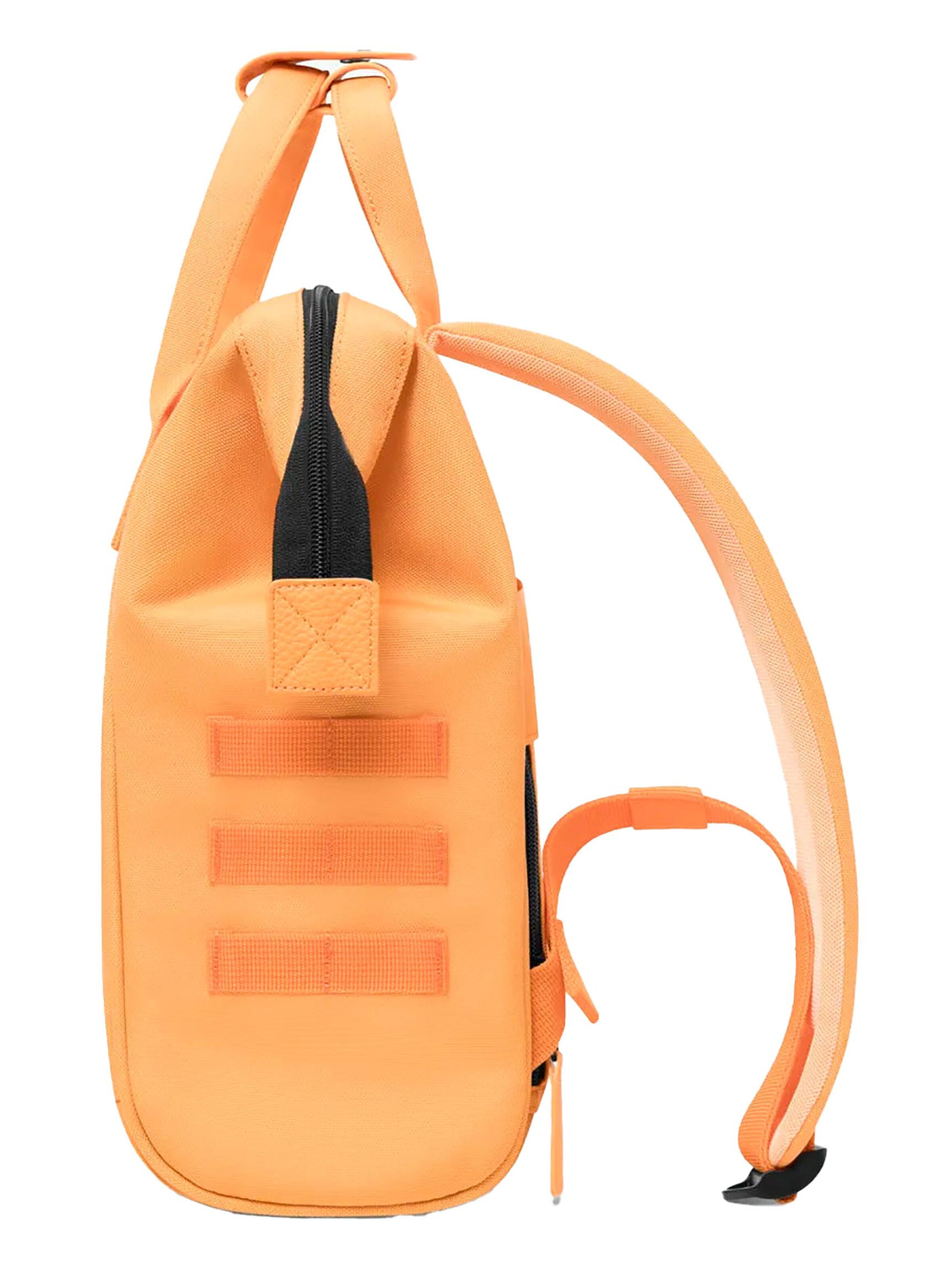 Cabaia Backpack 'Omis S' in Orange