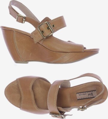 VIC MATIÉ Sandalen 37 in Beige: predná strana