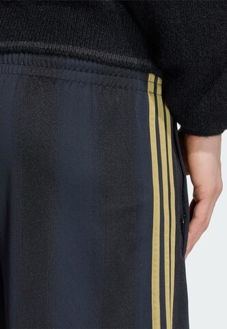 ADIDAS ORIGINALS Обычный Штаны 'Adicolor' в Черный