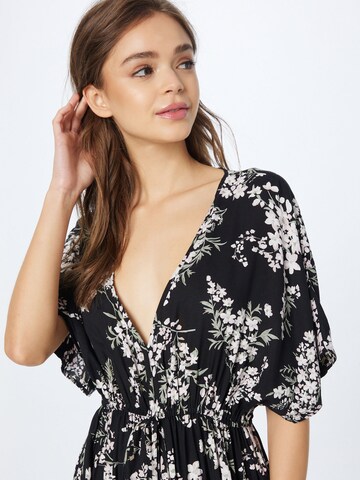 Robe d’été 'Nana' ABOUT YOU en noir