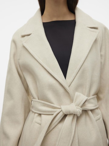 VERO MODA Übergangsjacke in Beige