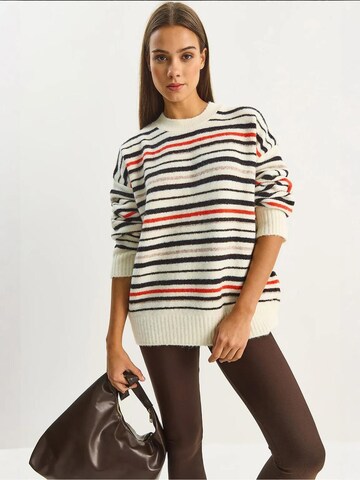 Bianco Lucci Oversized trui in Wit: voorkant