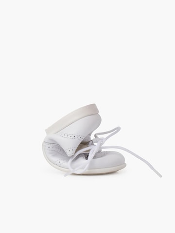 Chaussure basse Pisamonas en blanc