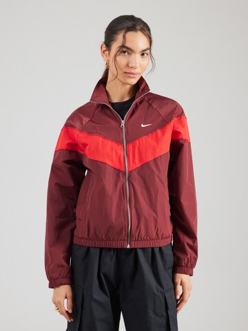 Nike Sportswear Φθινοπωρινό και ανοιξιάτικο μπουφάν σε κόκκινο: μπροστά