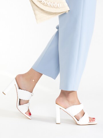 Celena Mules 'Cathie' in White: front