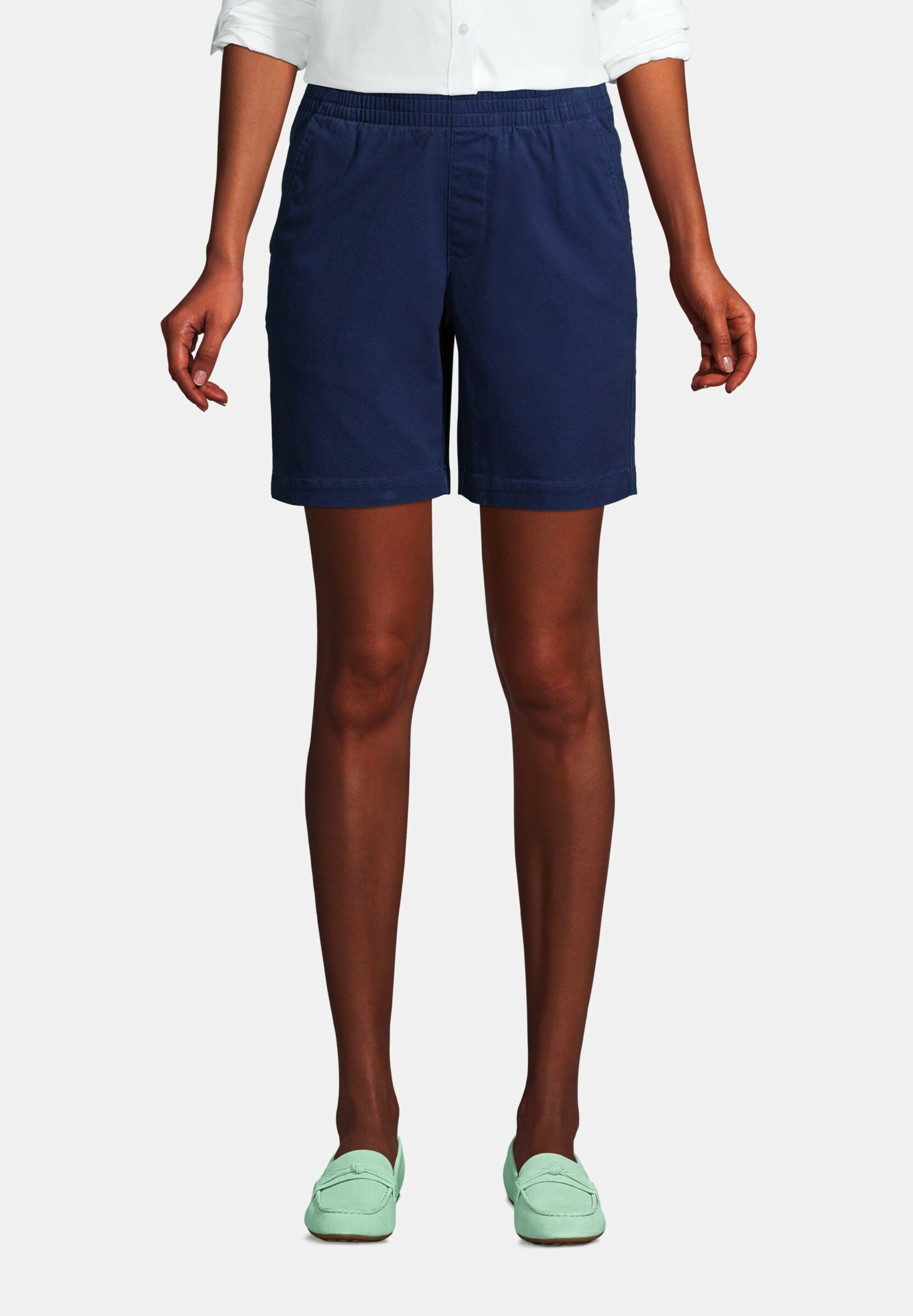 Lands‘ End Shorts in Marine 
