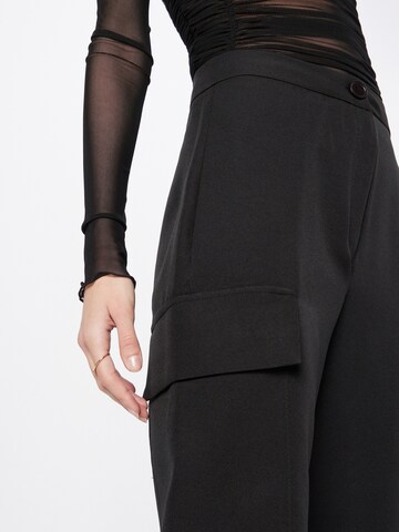 Trendyol Ohlapna forma Kargo hlače | črna barva