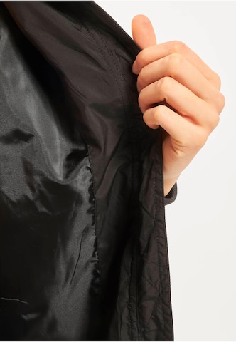 Urban Classics - Chaqueta de entretiempo en negro