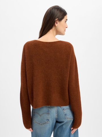 DRYKORN Pullover in Braun