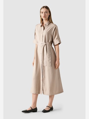 Robe ' 825800 ' MAERZ Muenchen en beige : devant