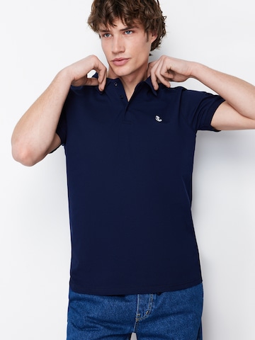 Trendyol Тениска в синьо: отпред