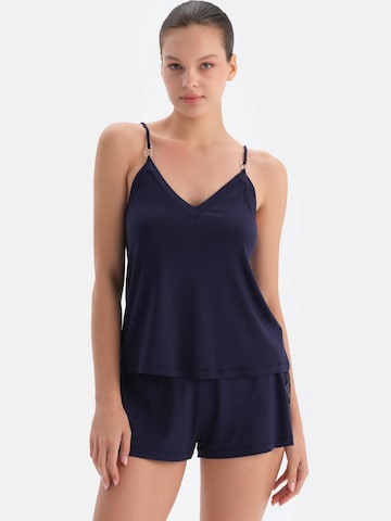 Pantaloni scurți de la Dagi pe albastru: față