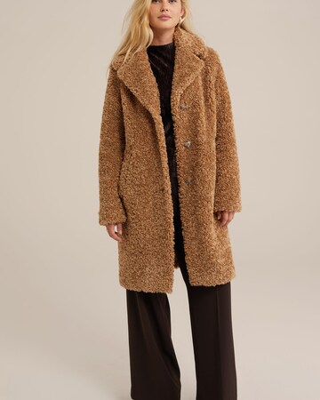 Cappotto invernale di WE Fashion in marrone