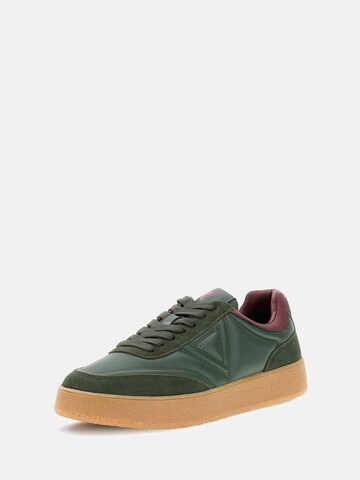 GUESS Sneaker 'Wimoh' in Grün