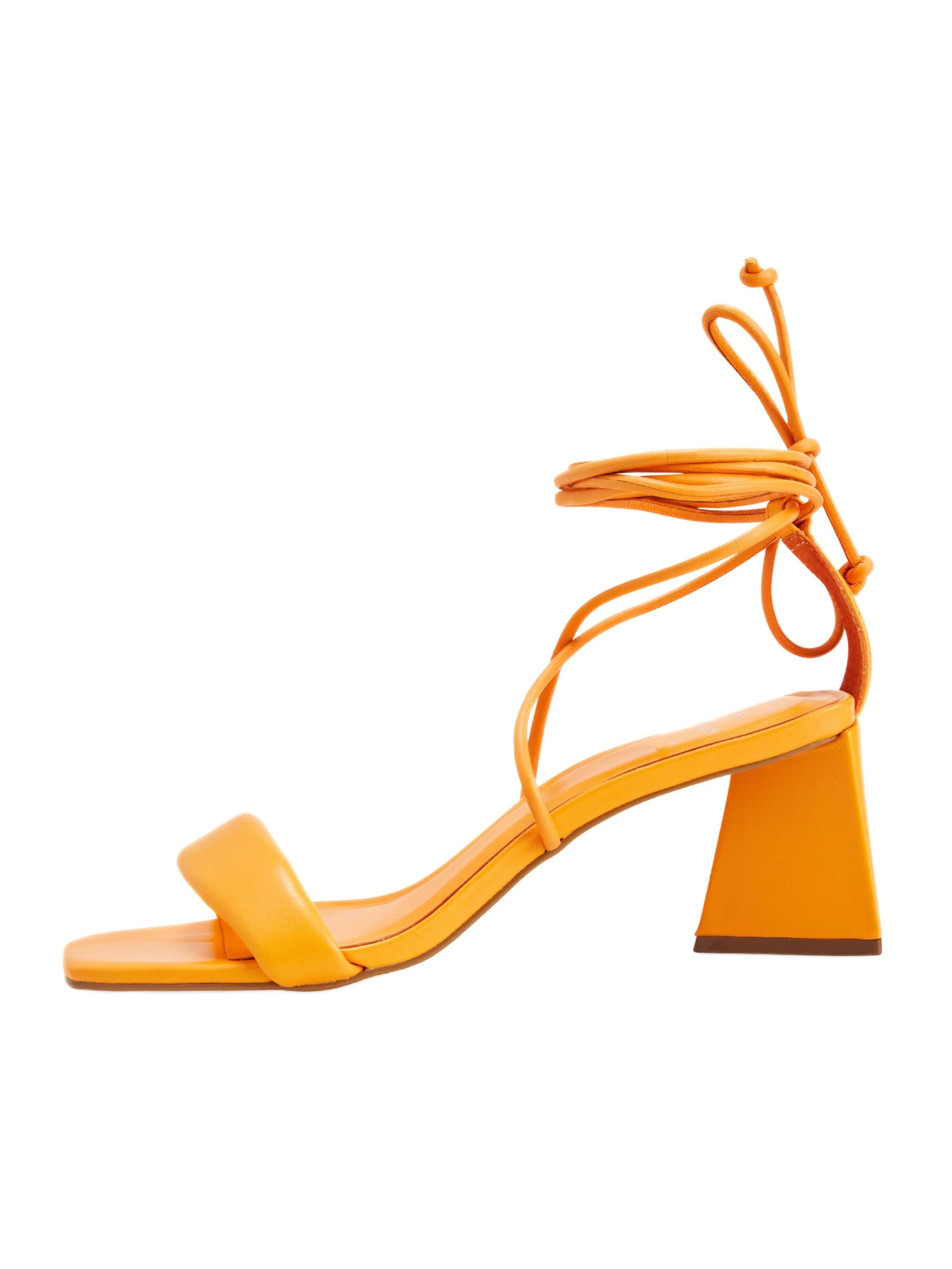 Mangara Atelier - Sandalias con hebilla 'Caúna' en naranja: frente