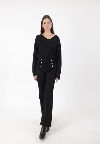 Elara Boot cut Jeans in Black