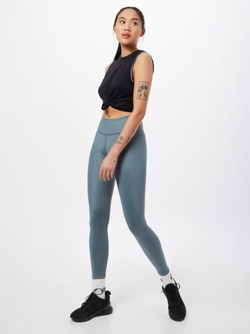 NIKE Sportovní top – černá