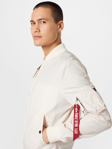 Veste mi-saison 'MA-1 TT' ALPHA INDUSTRIES en blanc