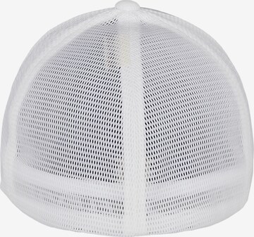 Casquette Flexfit en blanc