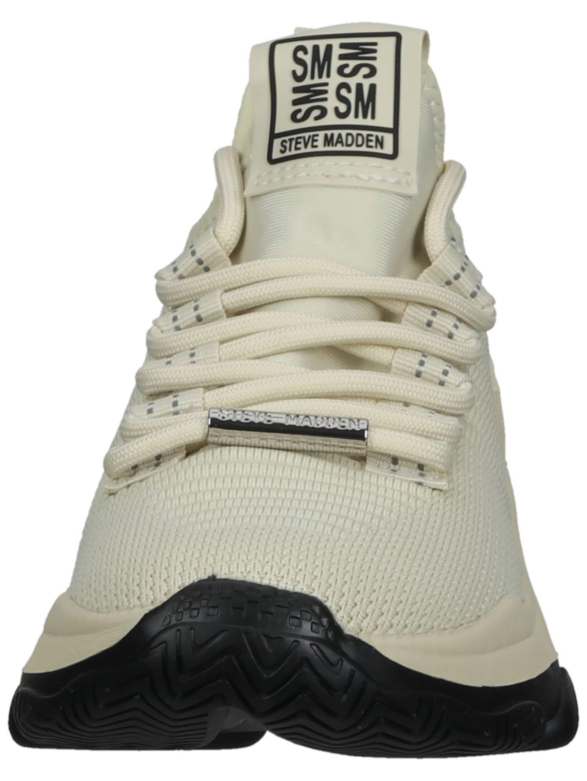 STEVE MADDEN Sneakers in Beige