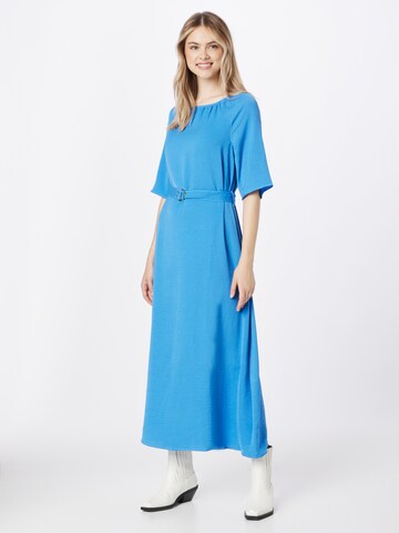 Robe Warehouse en bleu : devant