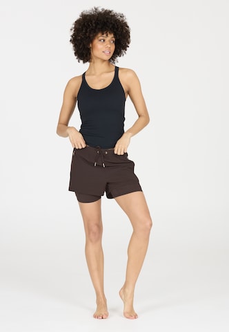Athlecia Regular Shorts 'Timmie' in Braun