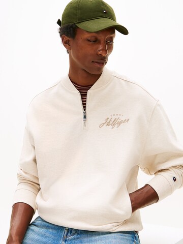 TOMMY HILFIGER Sweatshirt in Beige