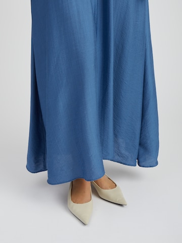 Peppercorn - Vestido 'Ozzy' en azul