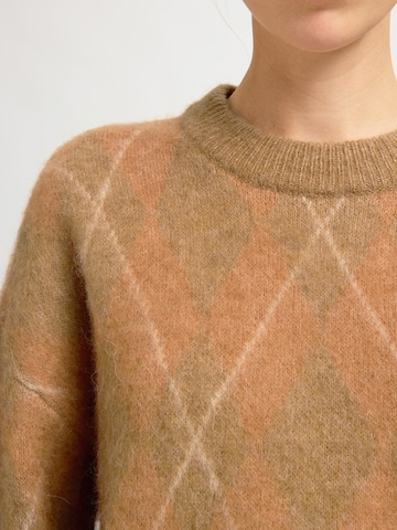 SELECTED - Jersey 'SLFLULU' en marrón