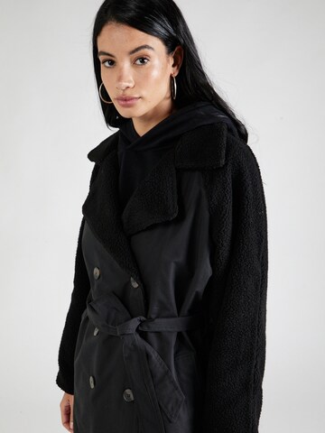 BRAVE SOUL Between-Seasons Coat in Black