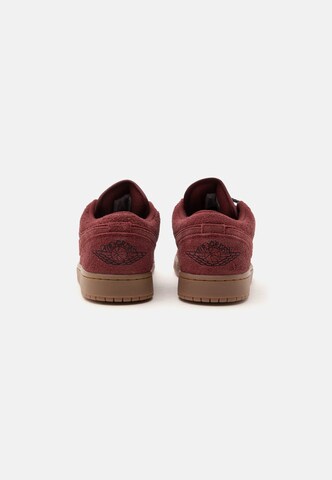 Baskets basses 'Air Jordan 1' Jordan en rouge : derrière
