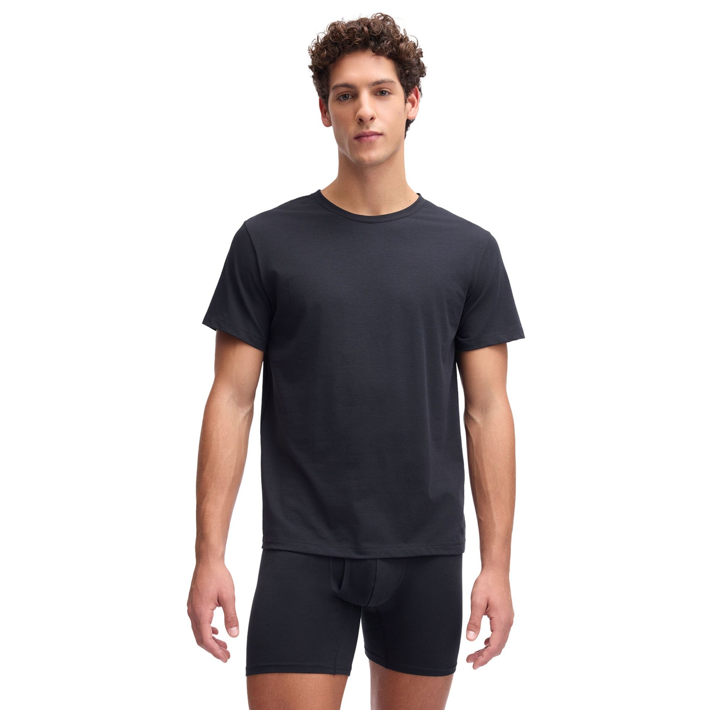 Maillot de corps UNDER ARMOUR en noir : devant