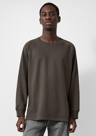 T-Shirt QS en gris : devant