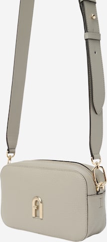 FURLA - Bolso de hombro 'PRIMULA' en gris: frente