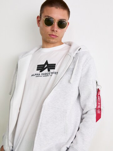 ALPHA INDUSTRIES T-Shirt in Weiß