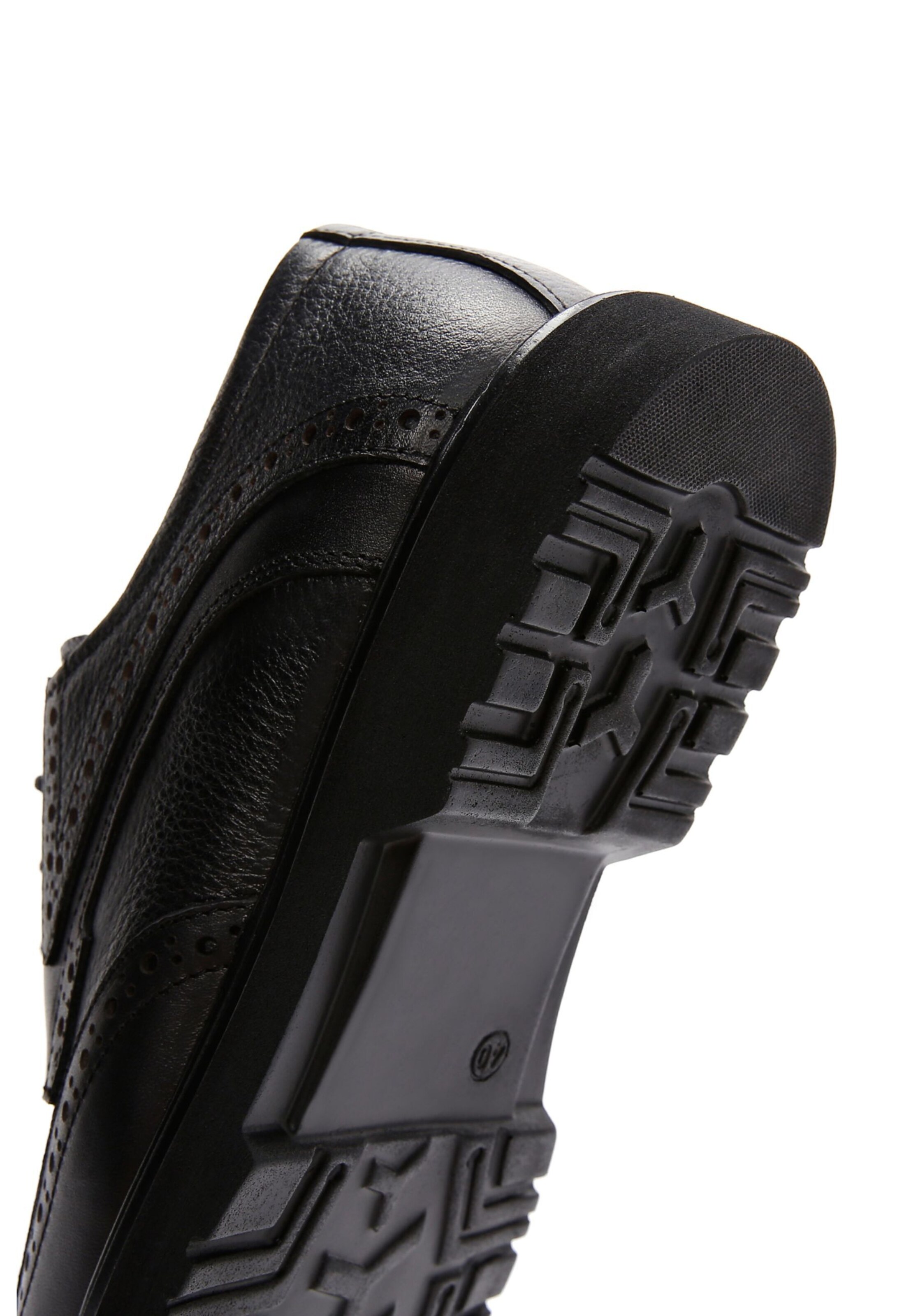 Chaussure à lacets Derimod en noir