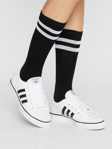 ADIDAS ORIGINALS Конический (Tapered) Низкие кроссовки 'Nizza' в Белый: спереди