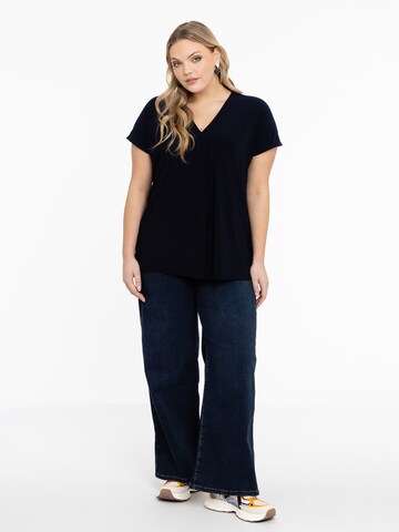 Yoek Flared Jeans in Blau