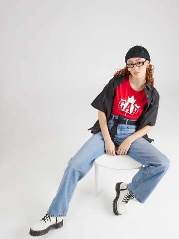 GAP Shirt in Red