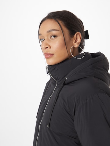 Oasis Parka in Schwarz